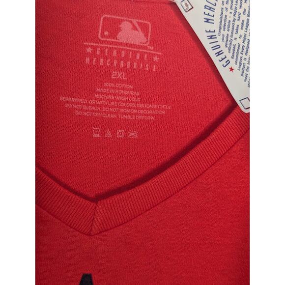 MLB LA Angels of Anaheim Women's V Neck Patriotic T-Shirt size 2XL NWT sports - Picture 3 of 4